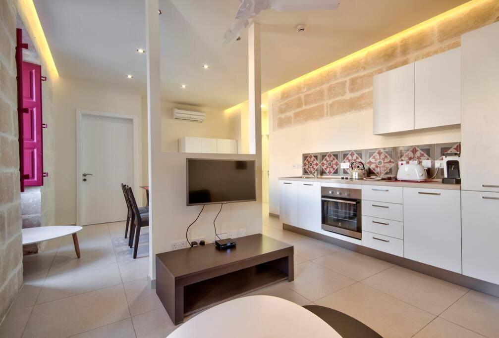 Vallettastay - Lucky Star Two Bedroom Apartment 303 Kültér fotó